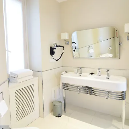 Duomo Guest house 4*