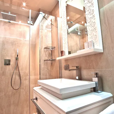 Duomo בית הארחה