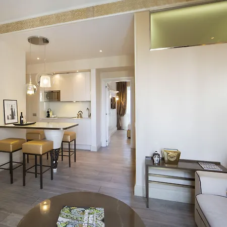 בית הארחה Duomo מילאנו