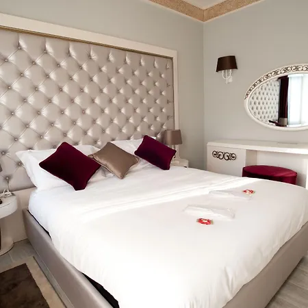 Duomo Konukevi 4*