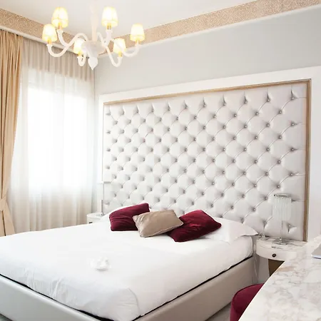 Konukevi Duomo 4*